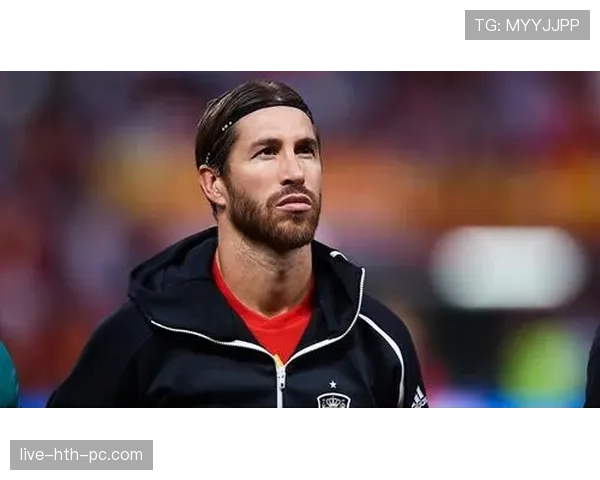 拉莫斯日常吃得比明星还讲究，场上狂野一出，秒变精致咖啡男神？