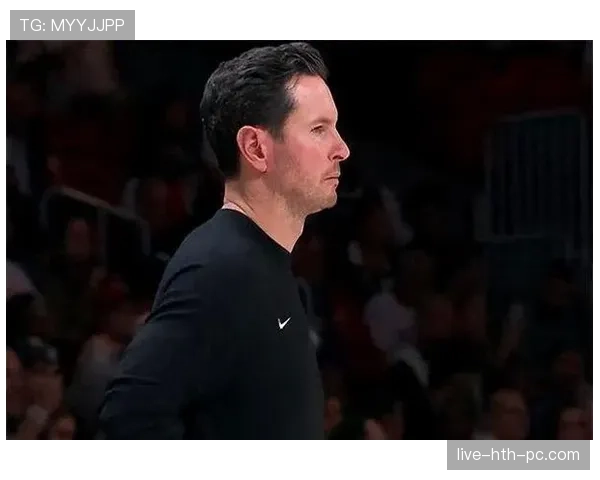球场上干扰球和封盖的区别是什么？专家为你解析判罚标准